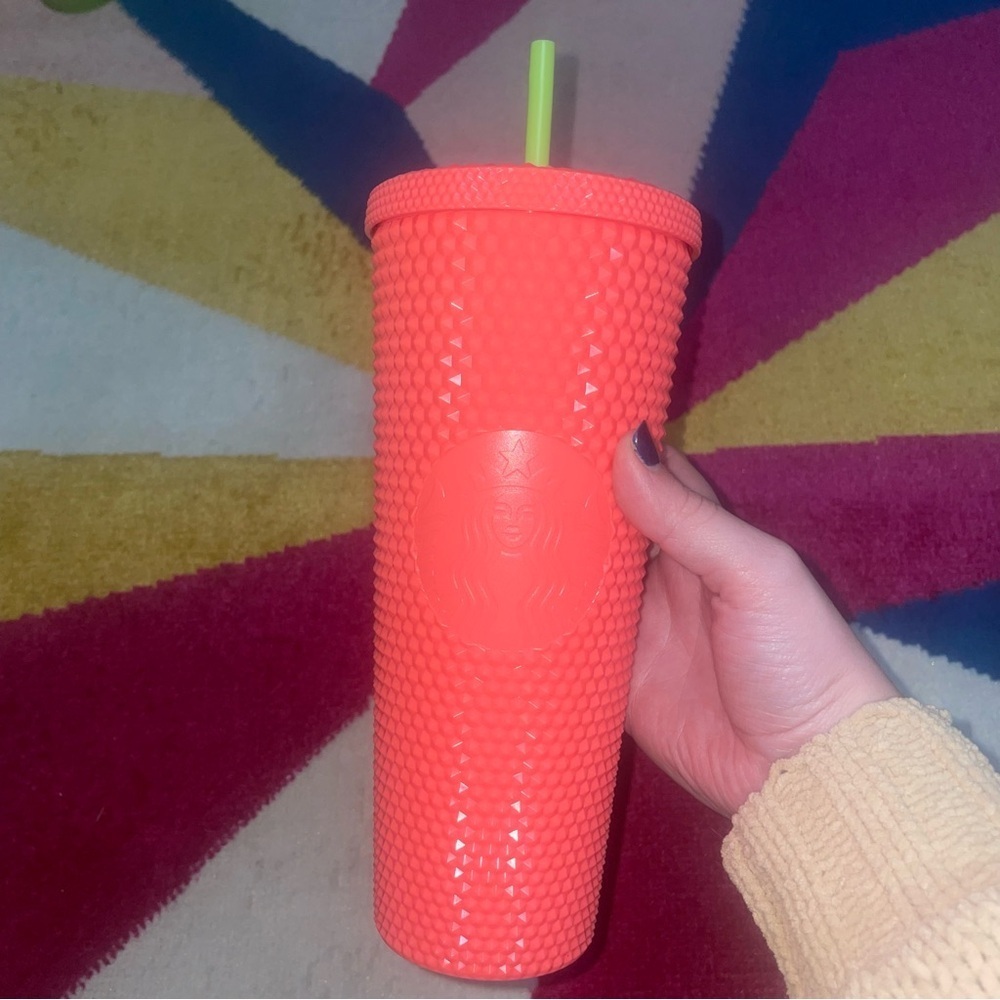 Starbucks NWT Coral Dragon Fruit Venti 24oz Studded Tumbler